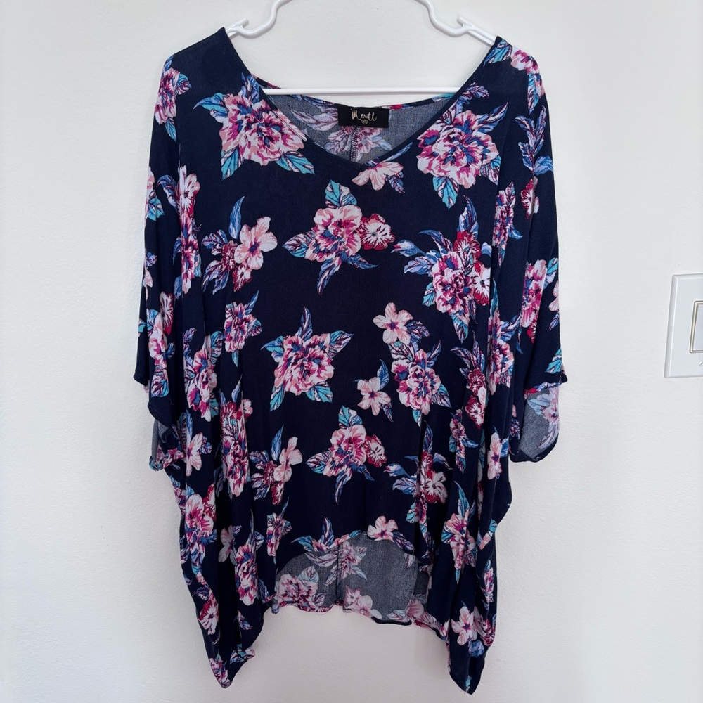 Meritt Flowy Floral Cover Up One Size